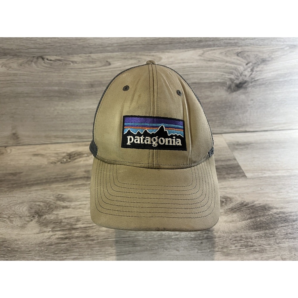 Patagonia Beige Colored Adjustable Mesh‎ Snapback Baseball Cap Hat